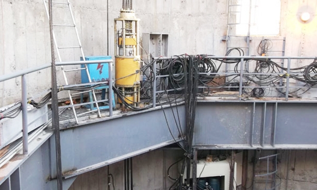 大庆市油田热电厂烟囱钢内筒提升(同步提升液压千斤顶)